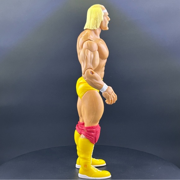 Jakks WWE Classic Superstars 8 Hulk Hogan Wrestling Figure 2005 MISSING LEFT ARM - Picture 9 of 9